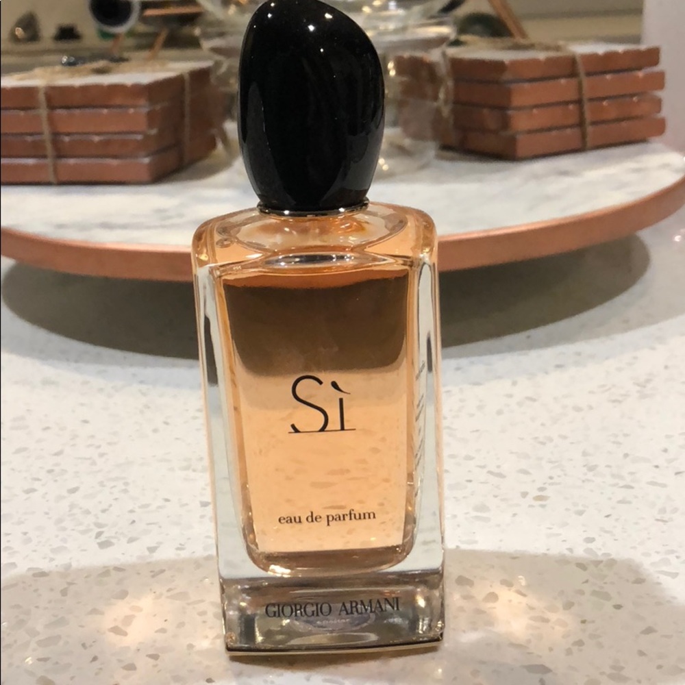 Giorgio Armani si parfum fragrance